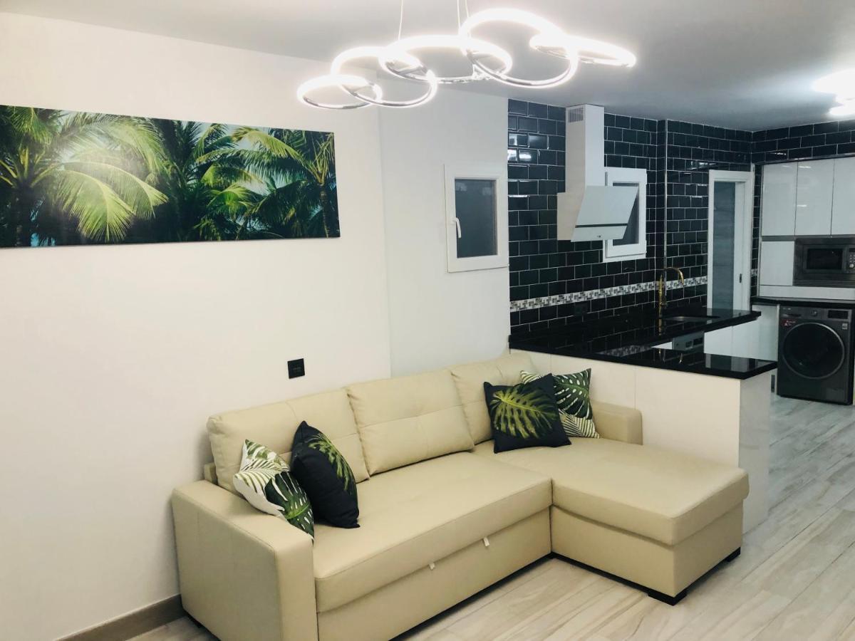 Apartamento Fabrynne Beach Màlaga Exteriér fotografie